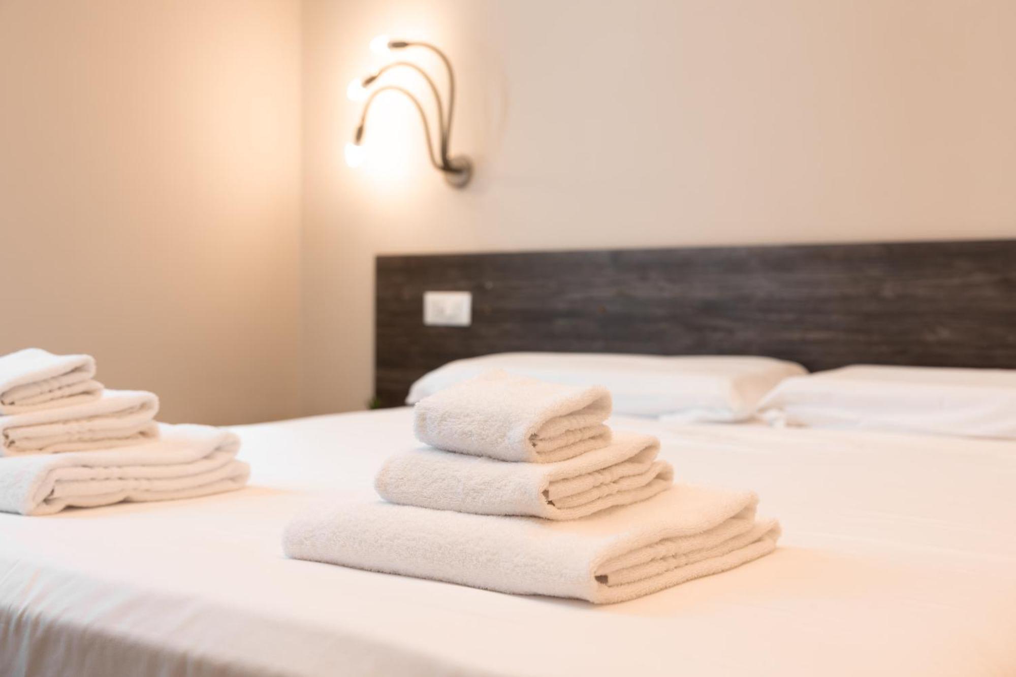 Dall'Arca Suites Bologna Station - Center - Fiera Zewnętrze zdjęcie