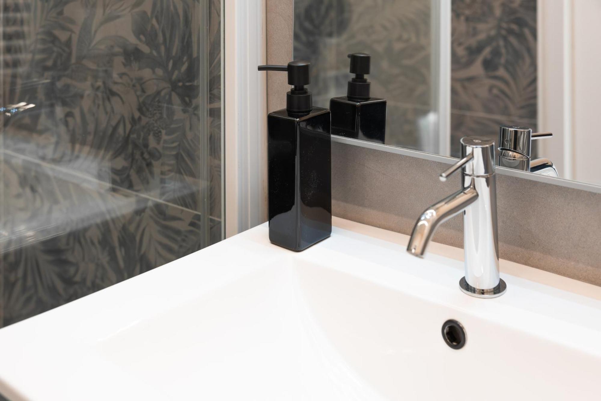 Dall'Arca Suites Bologna Station - Center - Fiera Zewnętrze zdjęcie
